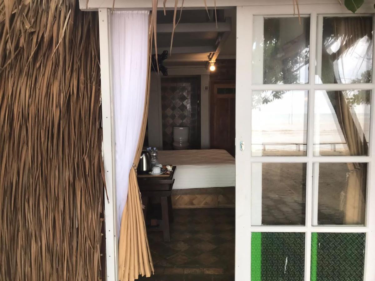 Villa Isabella Putri B&B ジェパラ エクステリア 写真