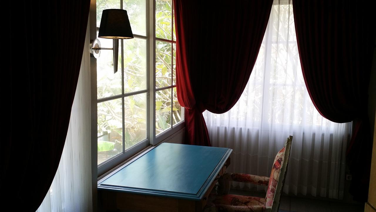 Villa Isabella Putri B&B ジェパラ エクステリア 写真