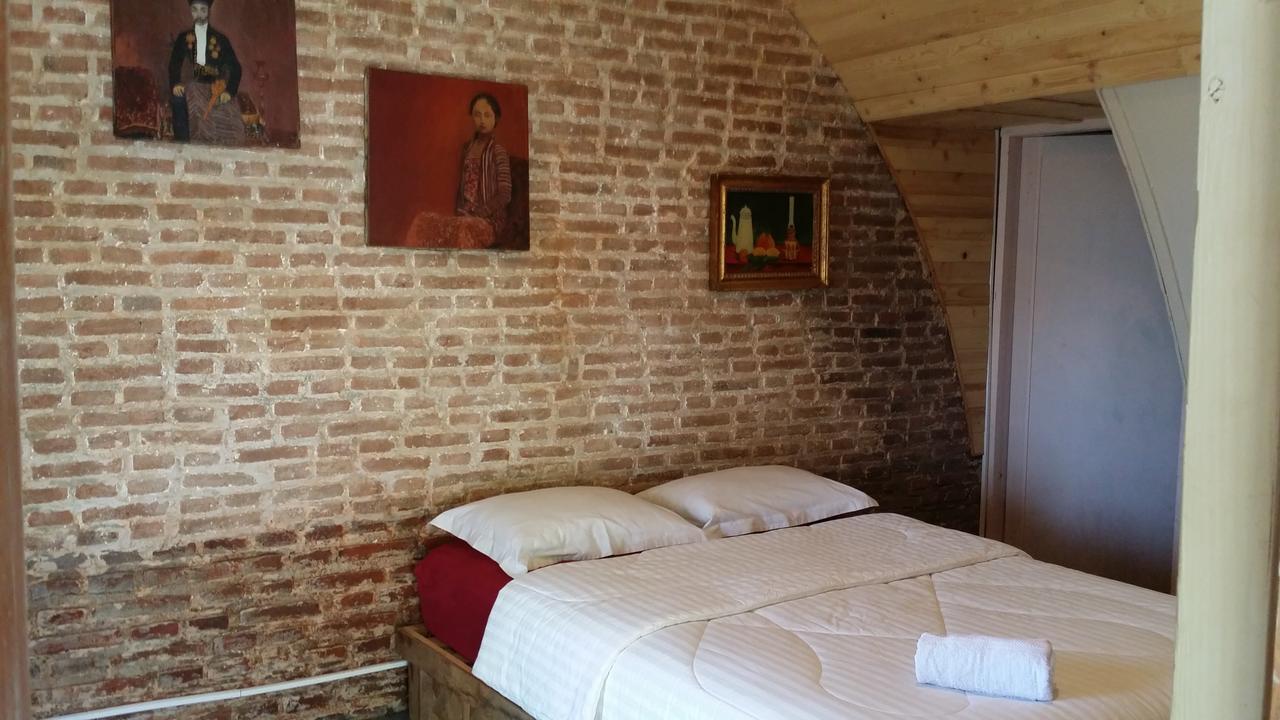 Villa Isabella Putri B&B ジェパラ エクステリア 写真