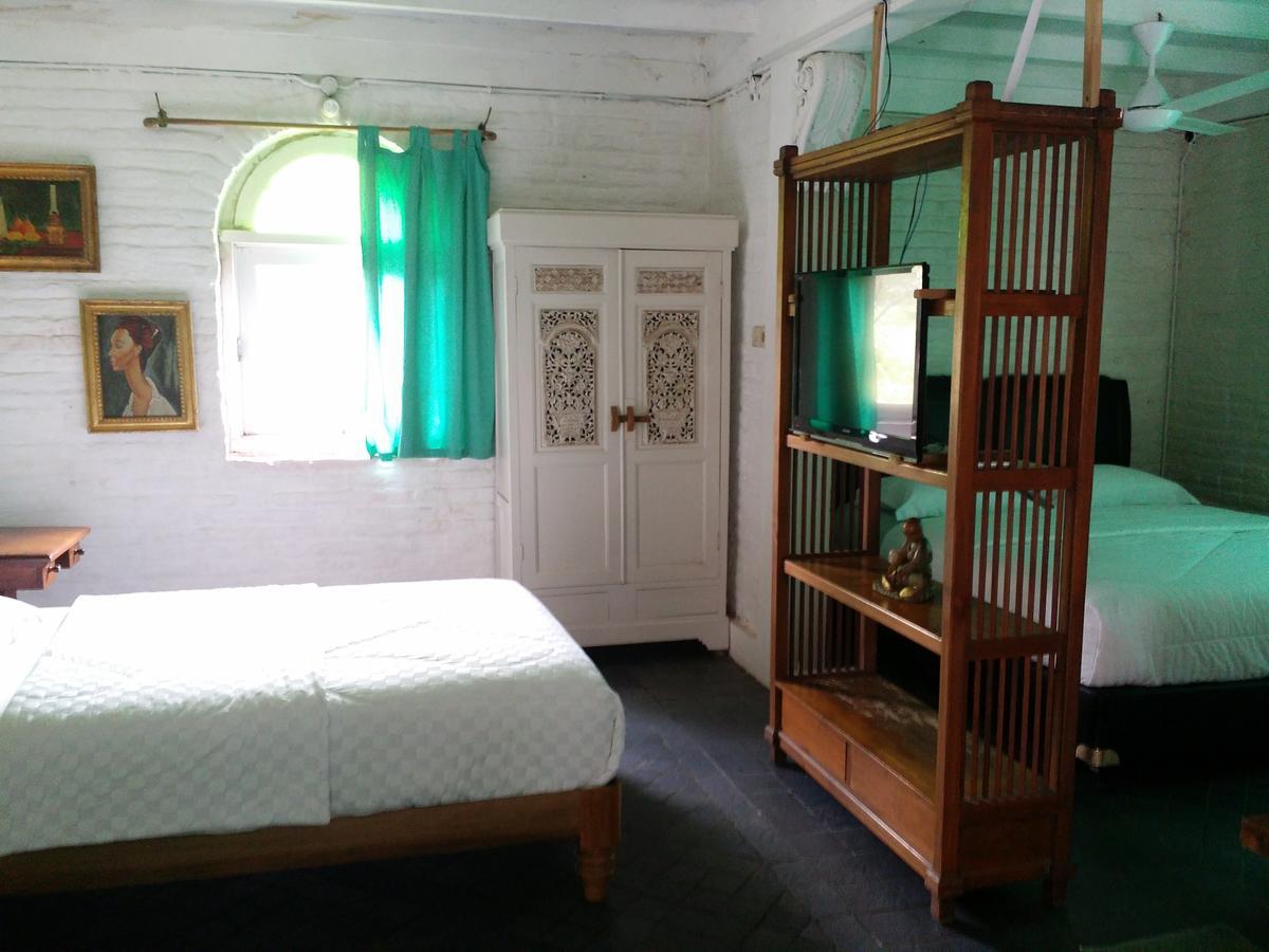 Villa Isabella Putri B&B ジェパラ エクステリア 写真
