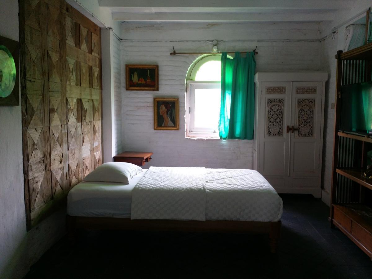 Villa Isabella Putri B&B ジェパラ エクステリア 写真