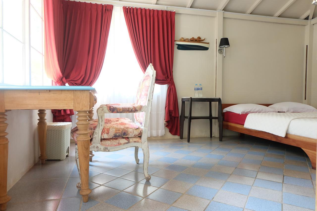 Villa Isabella Putri B&B ジェパラ エクステリア 写真